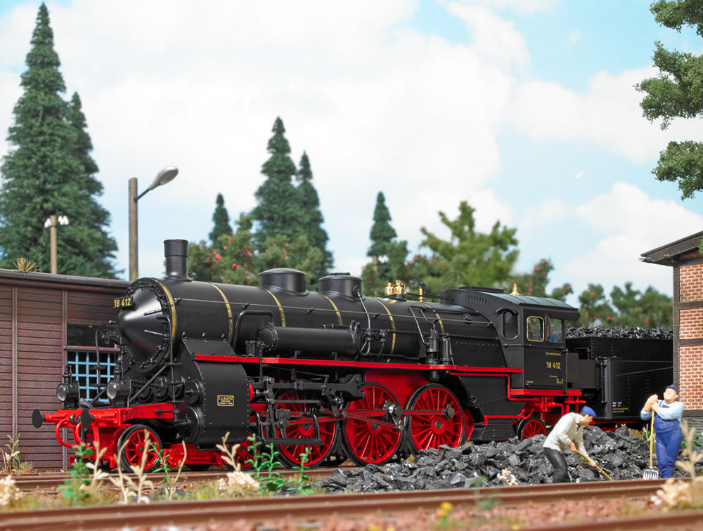 12003401 In Landschaft