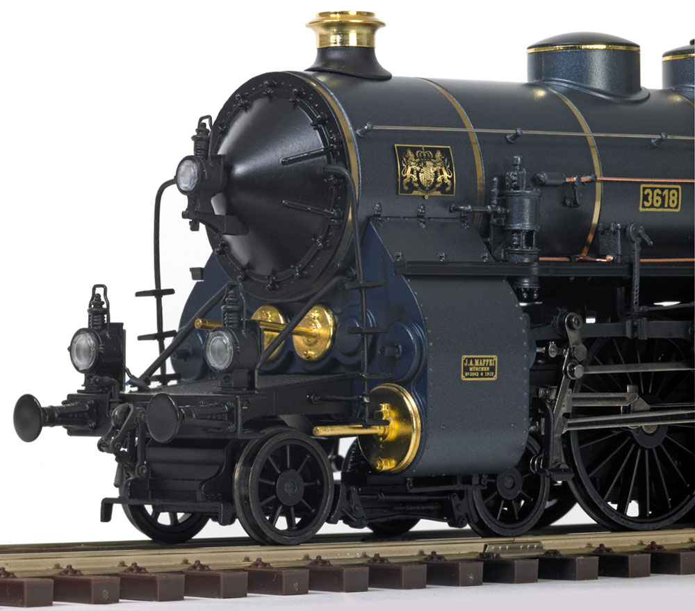 120033982 schräg vorne