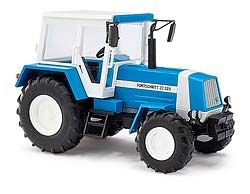 Traktor Fortschritt ZT 323 + Winterblech
