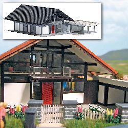 Maison d�habitation avec carport